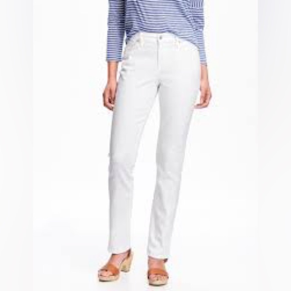 Old navy curvy mid rise straight white jeans